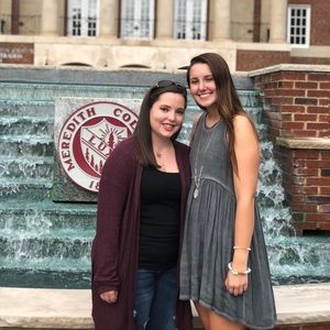 Meet your Posher, Emily